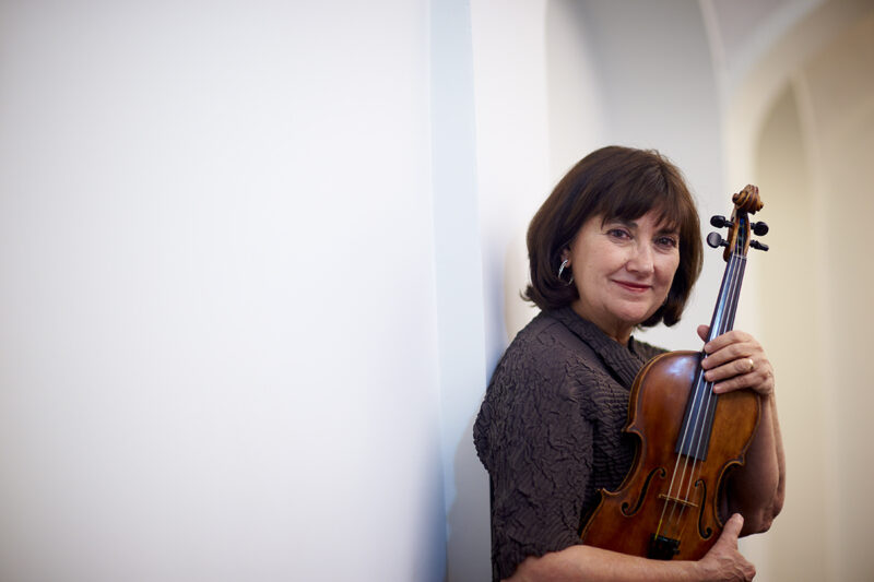 Ani Kavafian holding violin