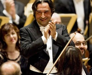Riccardo Muti chicago symphony orchestra record endowment gifts $32 million cover