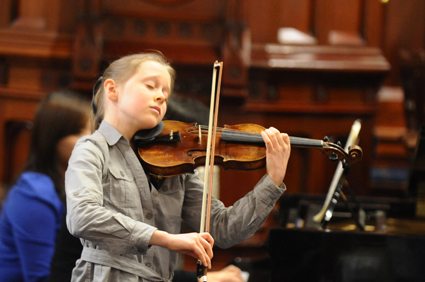 Grace Clifford 13 Menuhin Competition violin violinist