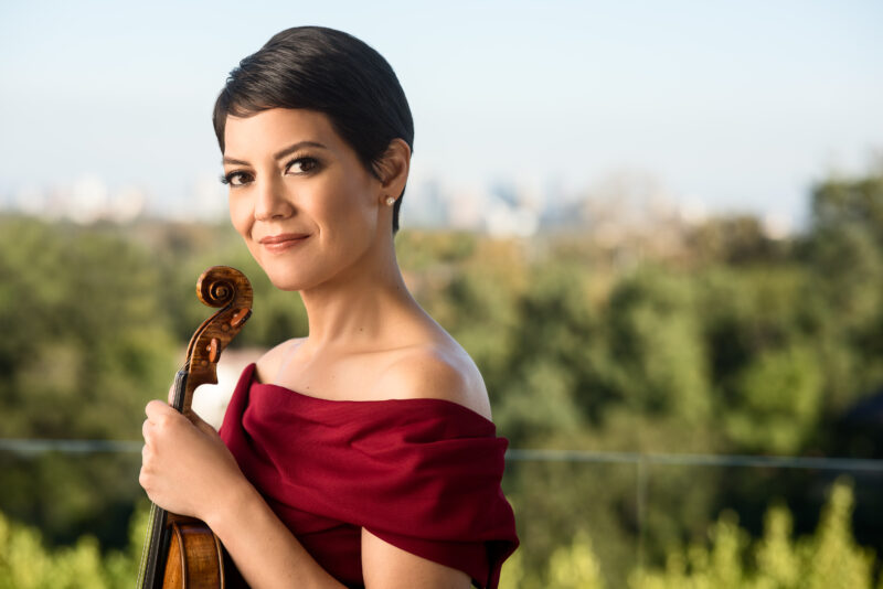 Anne Akiko Meyers violinist