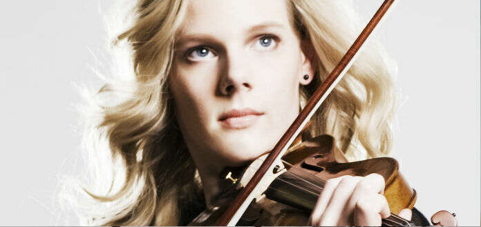 Simone Lamsma Violinist Solea Management