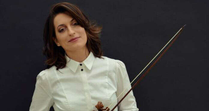 Violinist Elisa Cittern Tafelmusik Baroque Violin