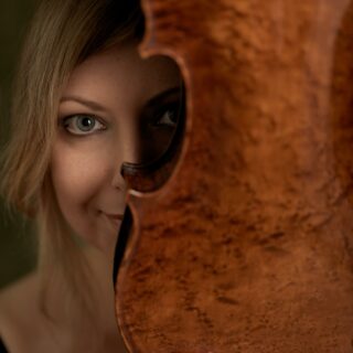 Helen Callus violin