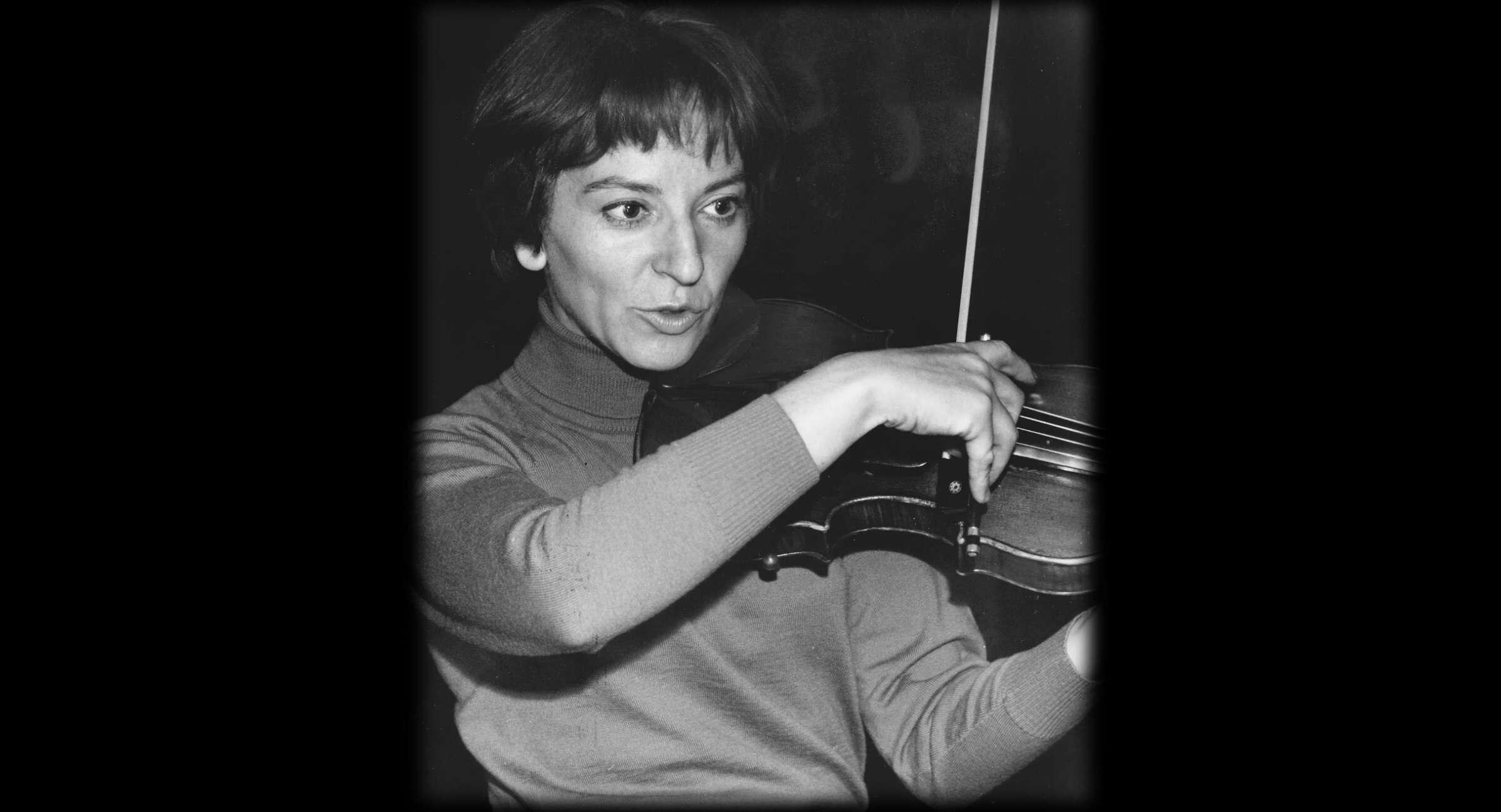 Polish Violin Virtuoso Wanda Wiłkomirska was Born in 1929