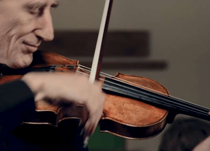 Violinist Simon Fischer