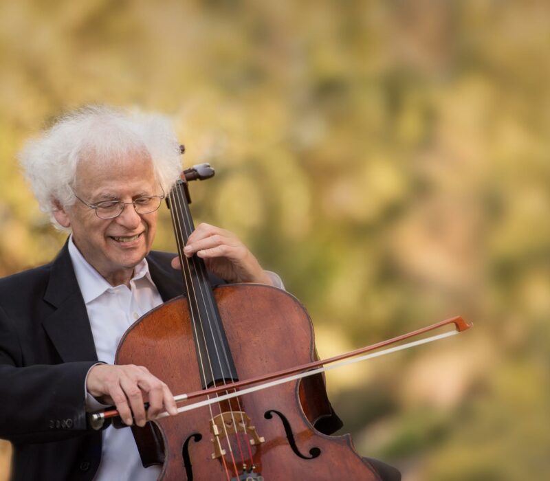 Laurence Lesser Playing Cello