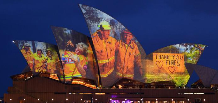 Sydney Opera House Honors Heroic Australian Firefighters - image attachment