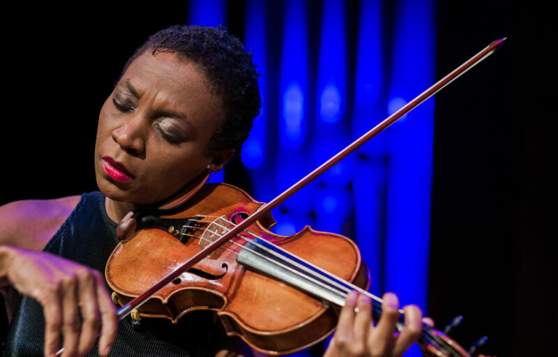 Violinist Tai Murray to Join Colbert Artists Roster - image attachment
