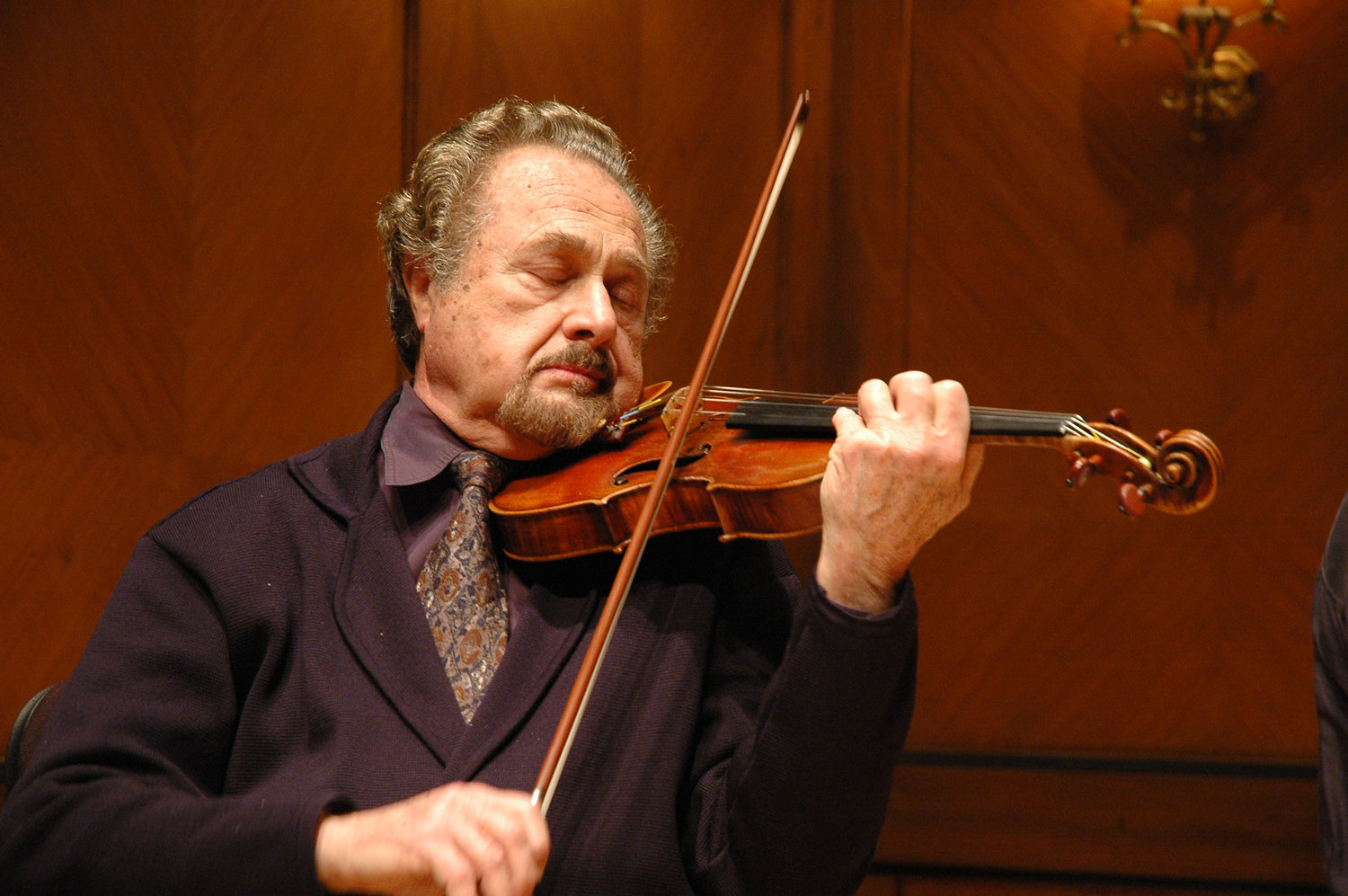 ON THIS DAY | American Violinist Aaron Rosand was Born in 1927