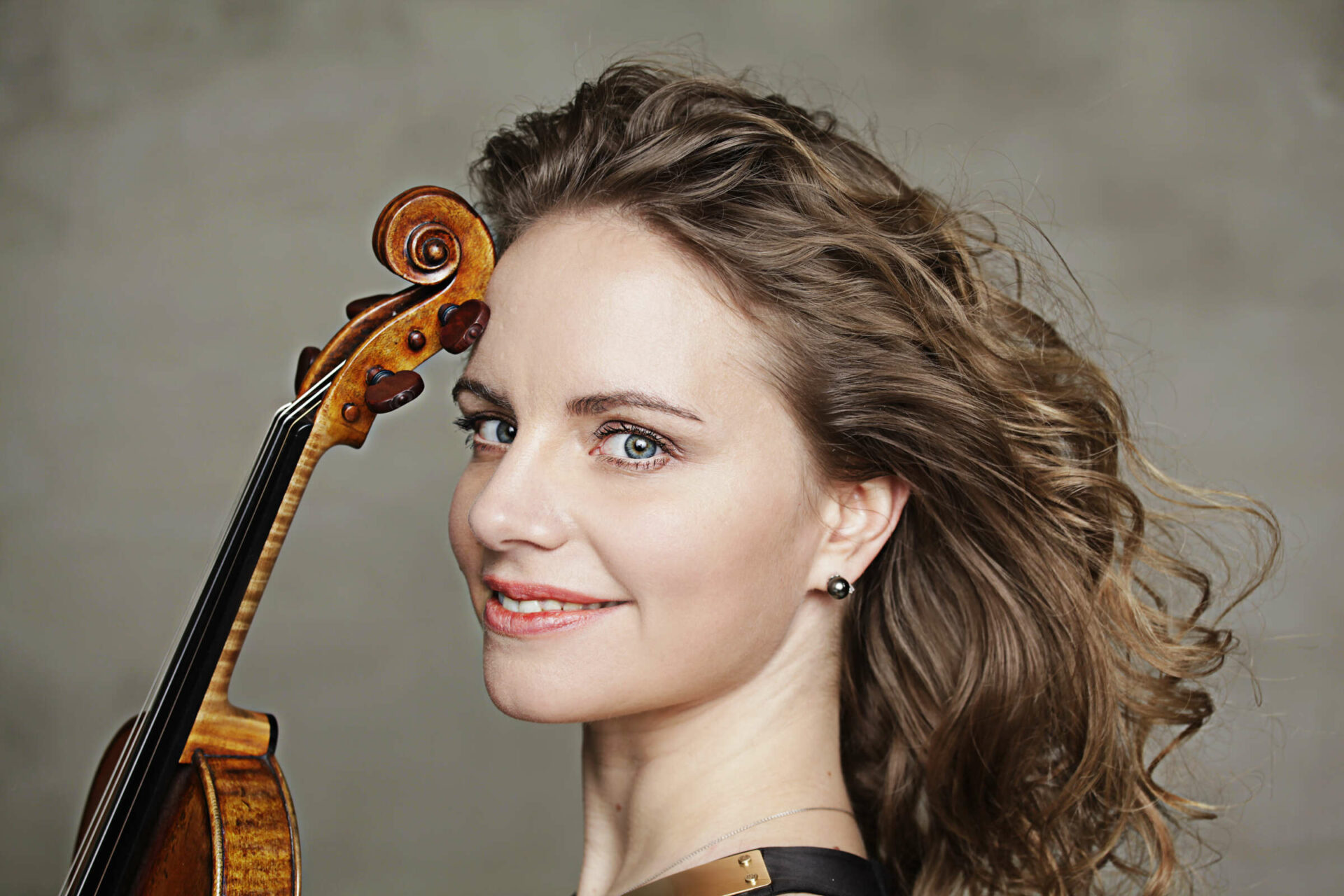 Violinist Julia Fischer Launches 2022 Mozart Concerti Project