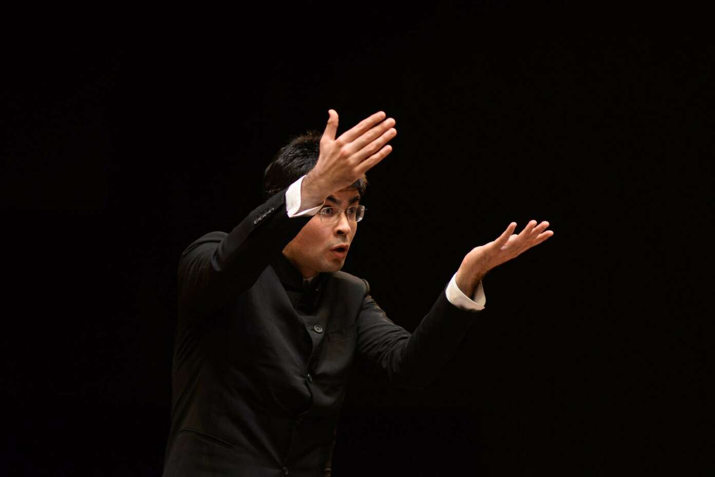 Valentin Uryupin conductor