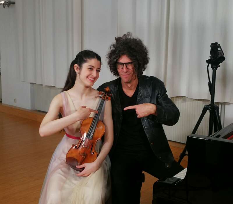 Julian and María Dueñas, winner of previous Violin Edition