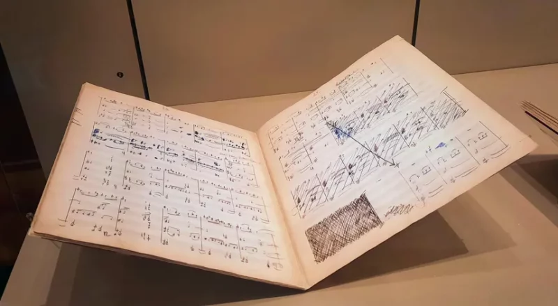 Manuscript signed by the composer Germaine Tailleferre