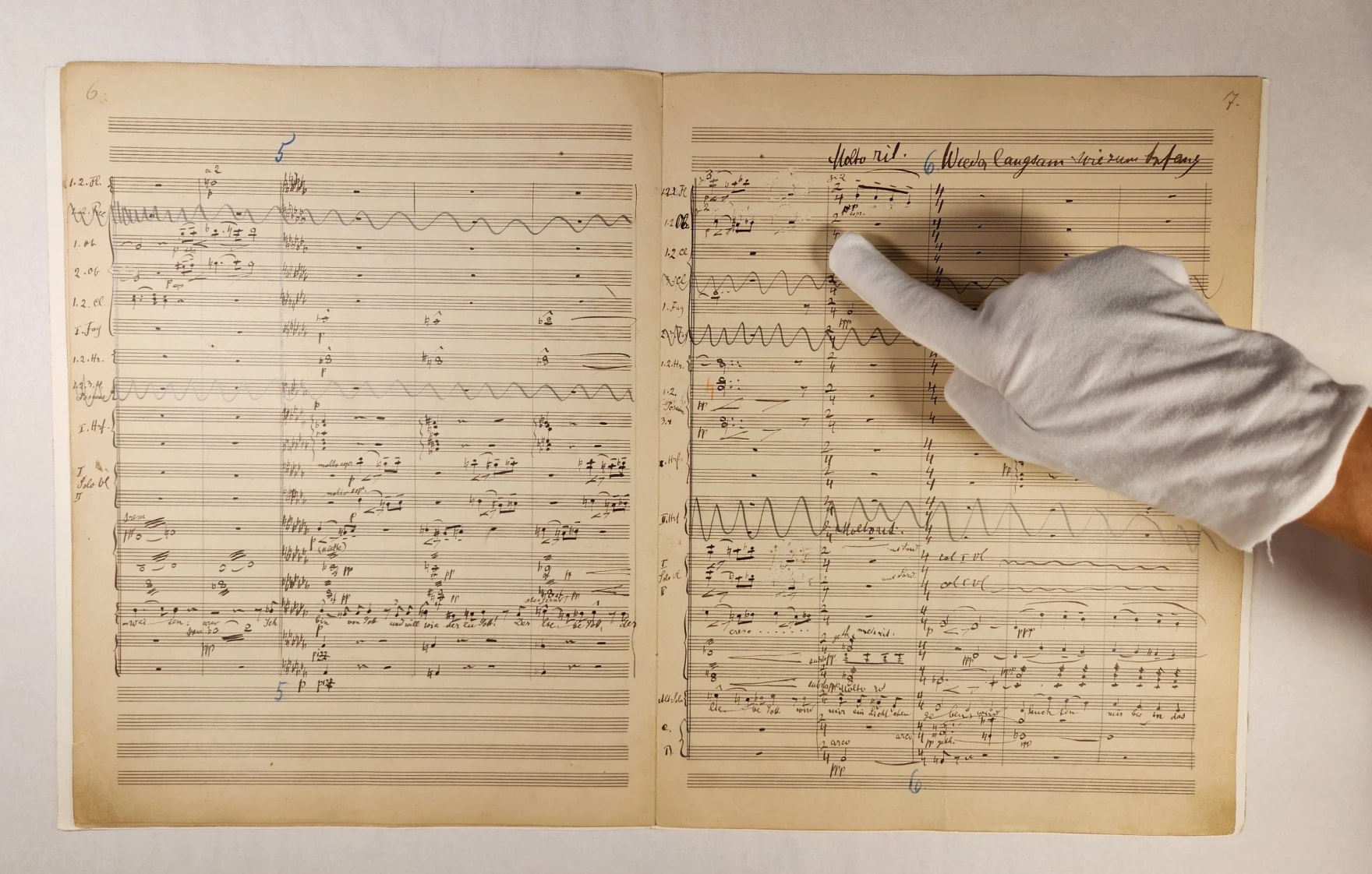 1894 manuscript of Mahler's Symphony No. 2